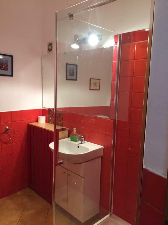 Cismigiu Garden Studio Apartment บูคาเรสต์ ภายนอก รูปภาพ