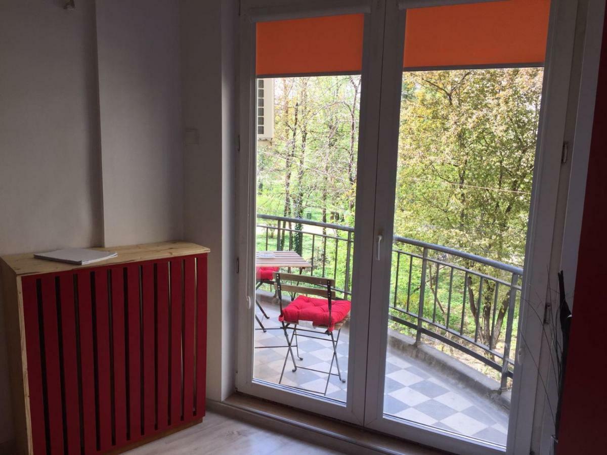 Cismigiu Garden Studio Apartment บูคาเรสต์ ภายนอก รูปภาพ