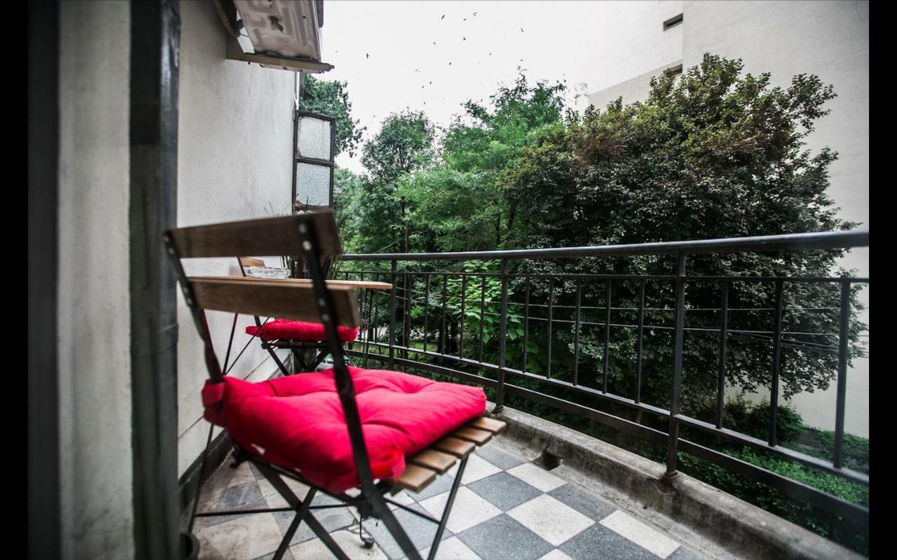 Cismigiu Garden Studio Apartment บูคาเรสต์ ภายนอก รูปภาพ