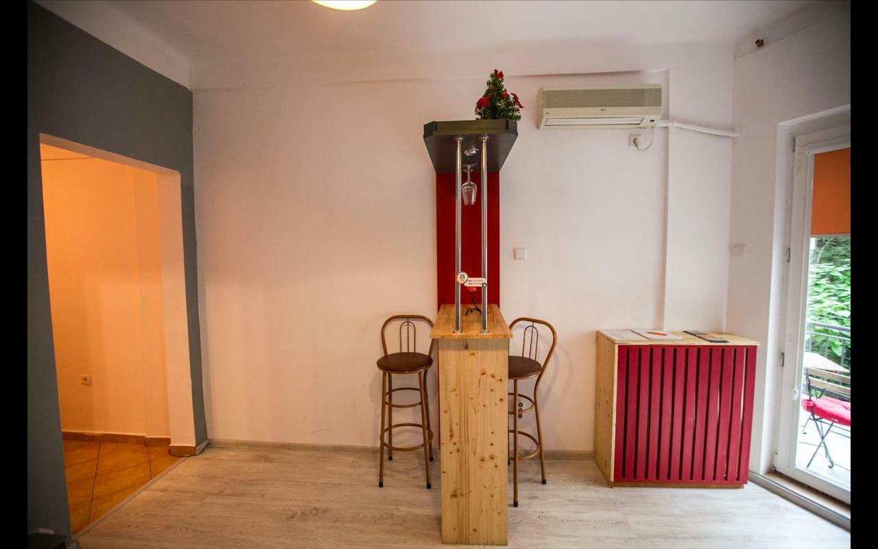 Cismigiu Garden Studio Apartment บูคาเรสต์ ภายนอก รูปภาพ