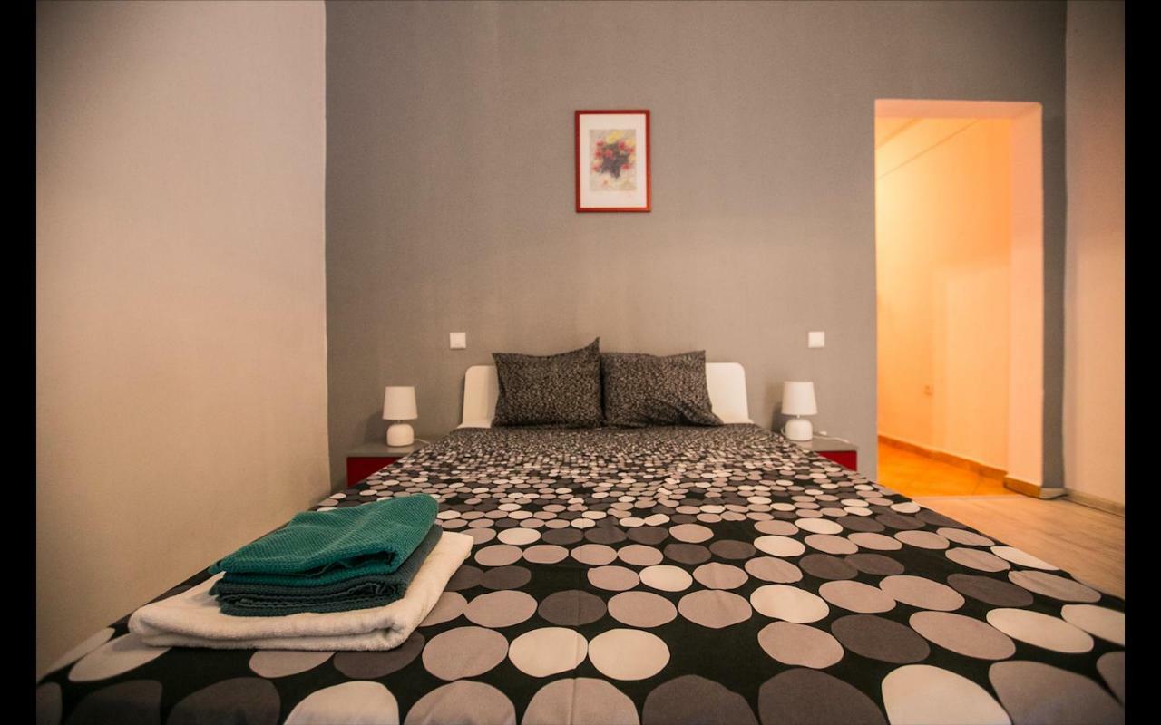 Cismigiu Garden Studio Apartment บูคาเรสต์ ภายนอก รูปภาพ